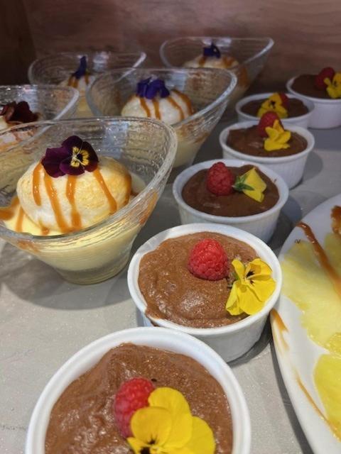 Hotel Restaurant Akena Molinges - La Brocatelle 圣克洛德 外观 照片