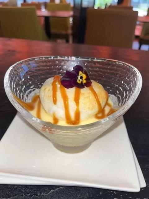Hotel Restaurant Akena Molinges - La Brocatelle 圣克洛德 外观 照片