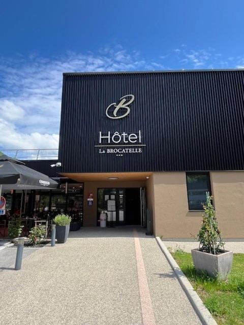 Hotel Restaurant Akena Molinges - La Brocatelle 圣克洛德 外观 照片